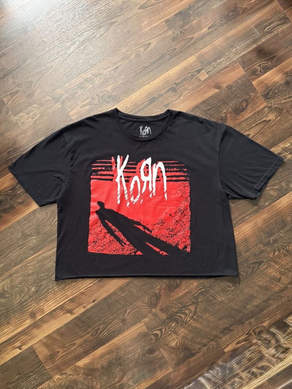 Korn "Shadow Man" Cropped T-Shirt